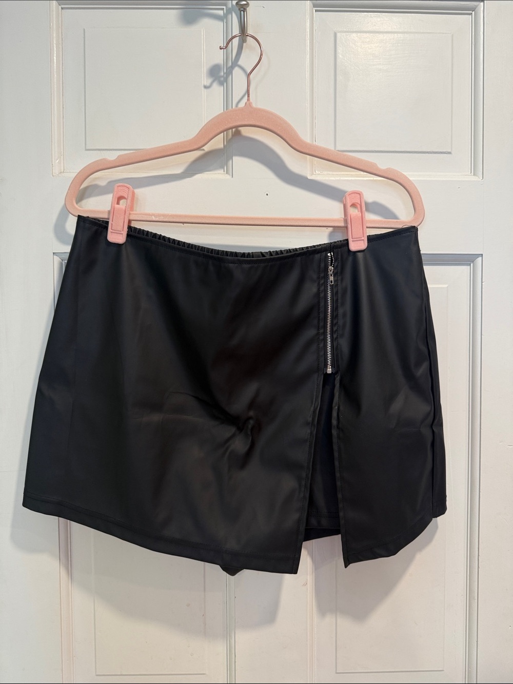 Black Faux Leather Women's Skort with Front Zip